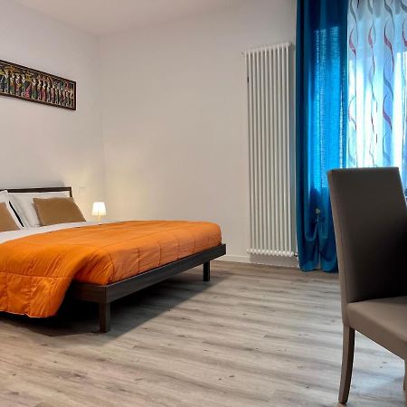 Verona Rooms 109 Екстериор снимка