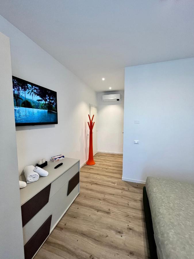 Verona Rooms 109 Екстериор снимка